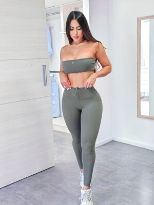 Set Deportivo Lilith Verde Militar