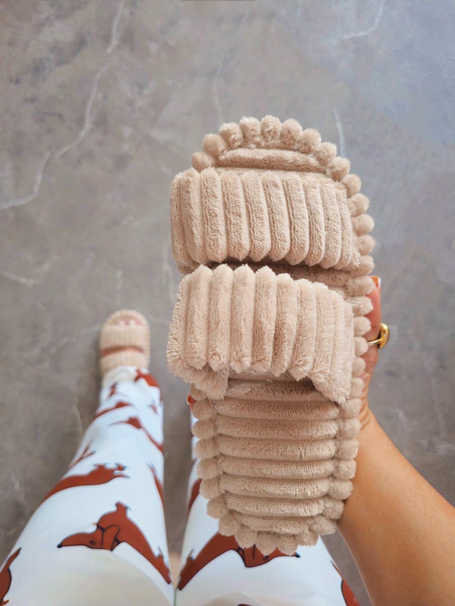 Pantufla Chimy Beige - Image 2