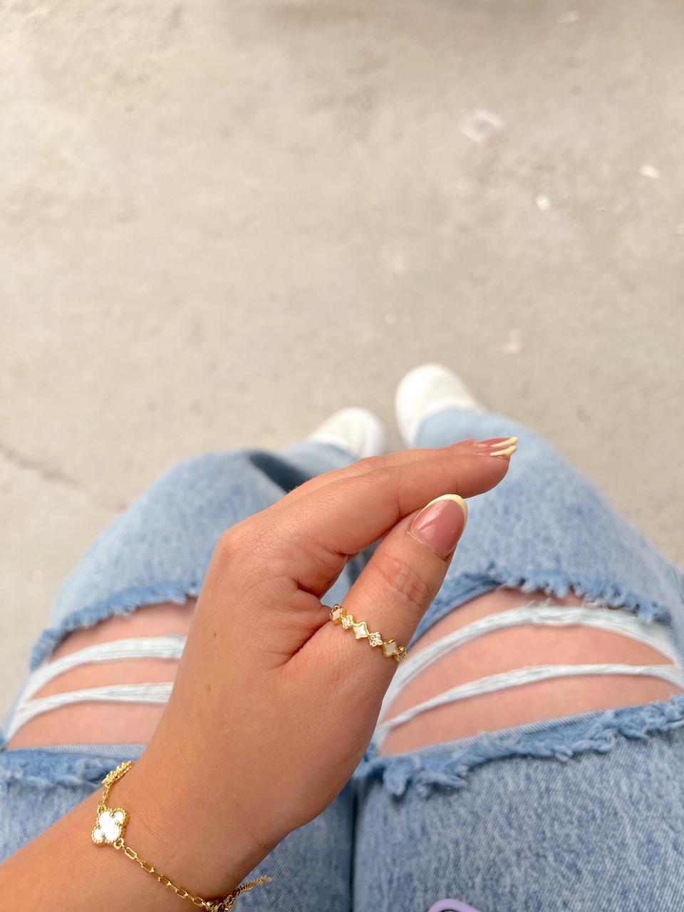 Anillo Dorado Mini Clover